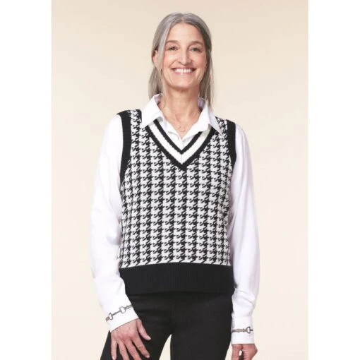 EQL Women's Houndstooth Sweater Vest - Black/Soft White -Kensington Sales Shop 694432 800 800